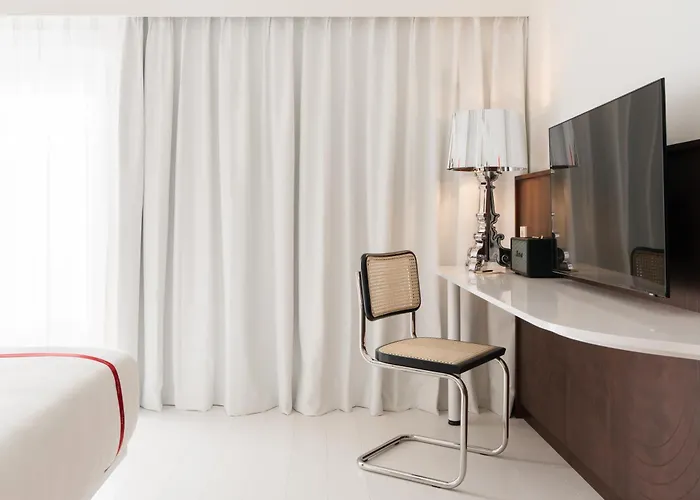 Ruby Giulia Hotel